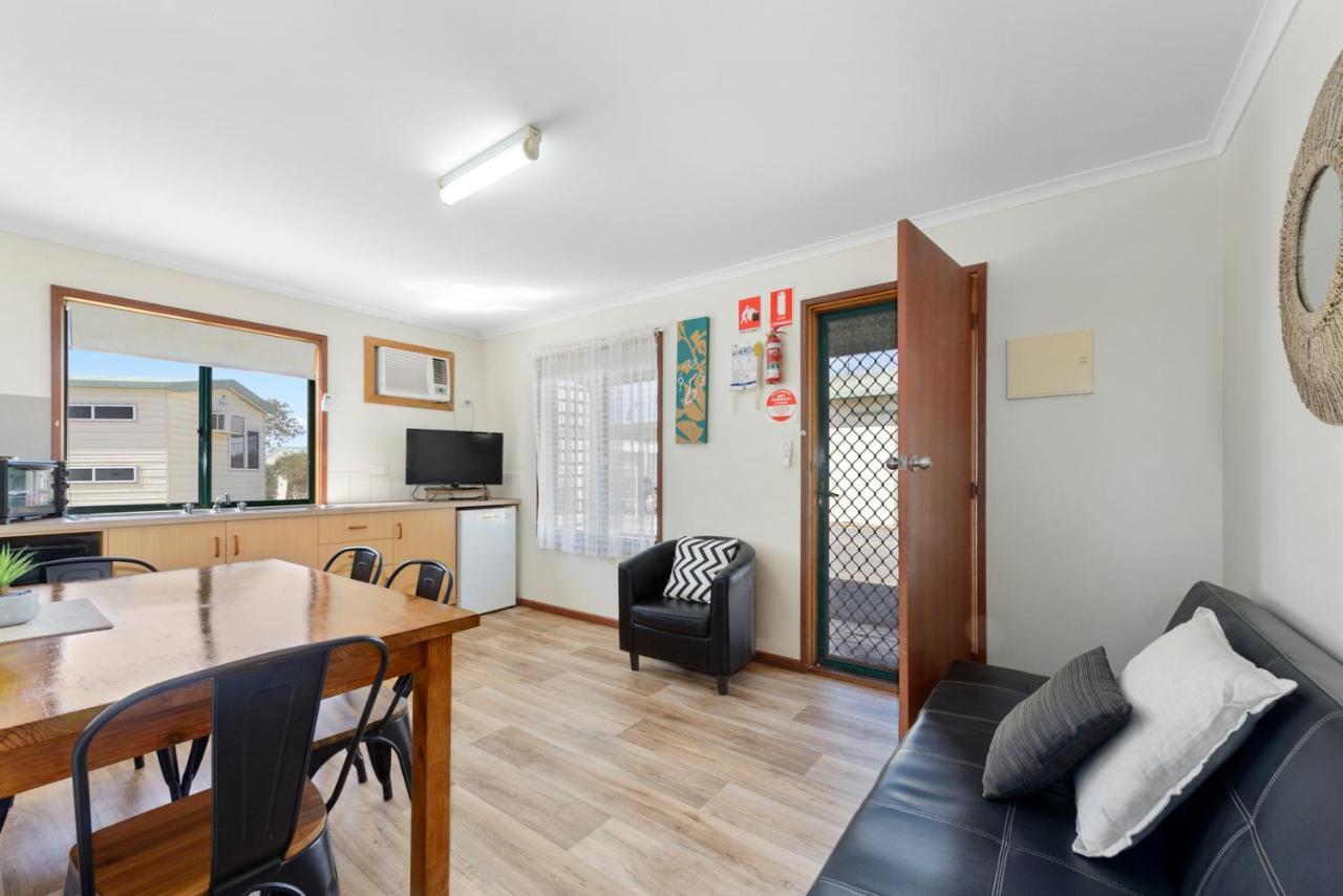 Moonta Bay Accommodation Port Moonta Экстерьер фото
